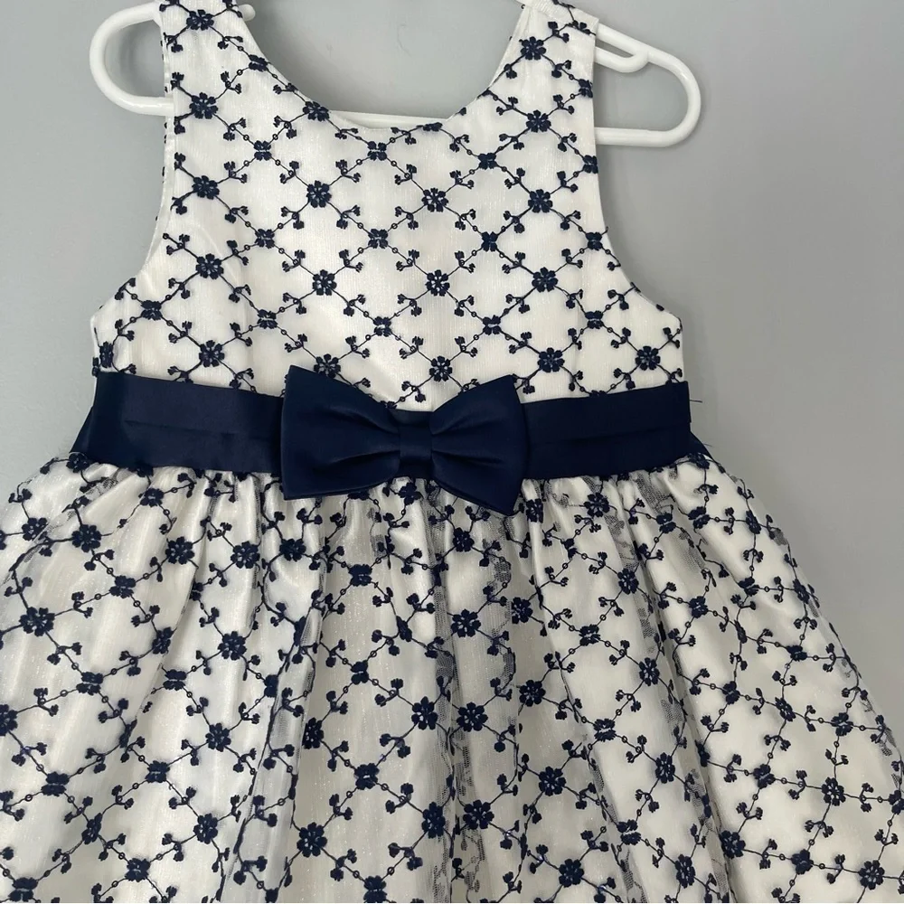 American Princess Girls 3T White with Navy Blue Flowers Dress.